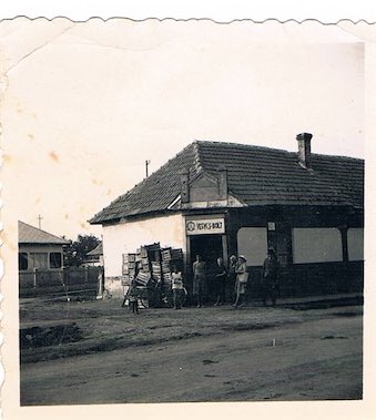 Herskovits family grocery store