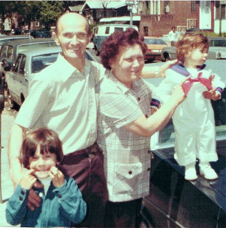 Parents Dave and Sara Rosenfeld with grandchildren
